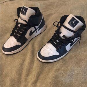 Jordan 1 - Mid Navy and White Sneakers